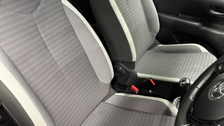 Toyota Aygo 1.0 VVT-i X-Trend 5dr Petrol Hatchback